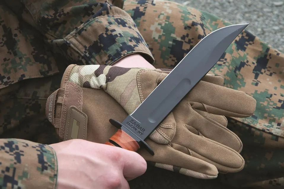 Ka-Bar Knives