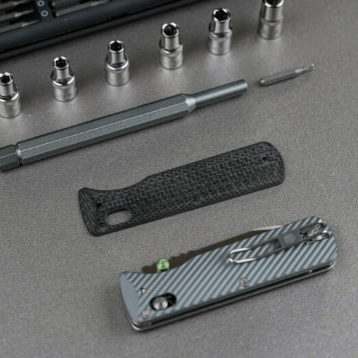Vosteed Vombat W0107 Handle Scales Kits - Black Carbon Fibre
